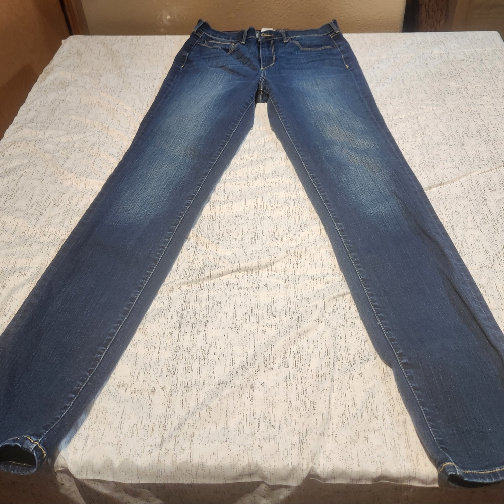 ⭐️Eddie Bauer Women's Slightly Curvy High Rise Slim Jeans - Blue - Size T8 - Picture 2 of 4